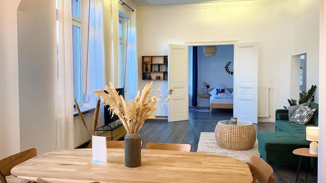 Direkter Moselblick 126M² Grosser Altbau Und Terrasse Sankt Aldegund Exterior photo